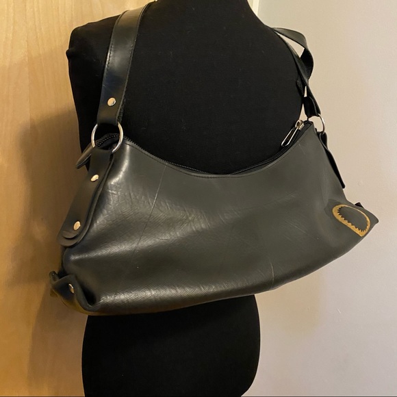 Global Exchange Fair Trade Black Rubber Handbag - Picture 2 of 16